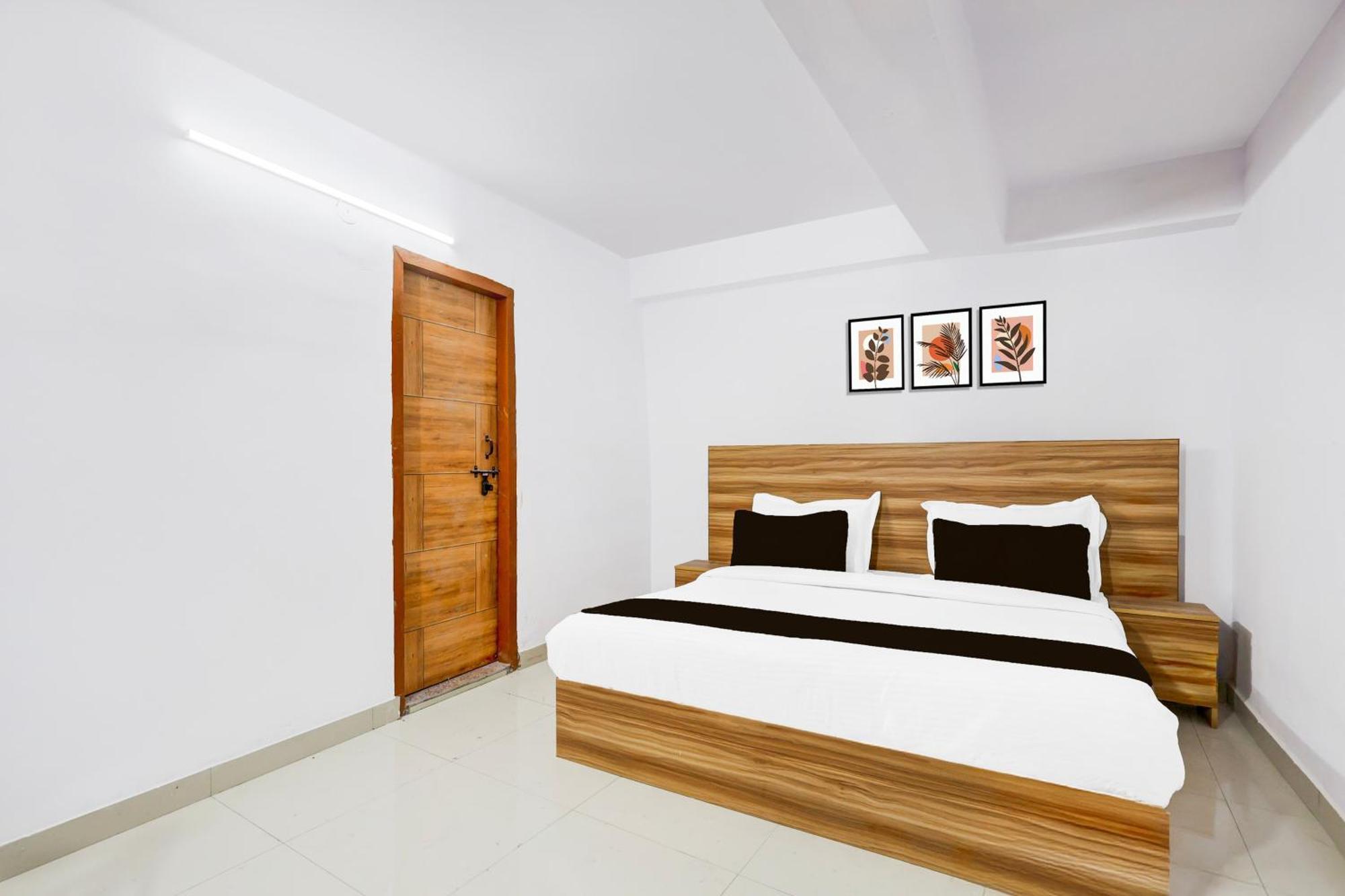 Hotel O Ocean Plaza 뉴델리 외부 사진